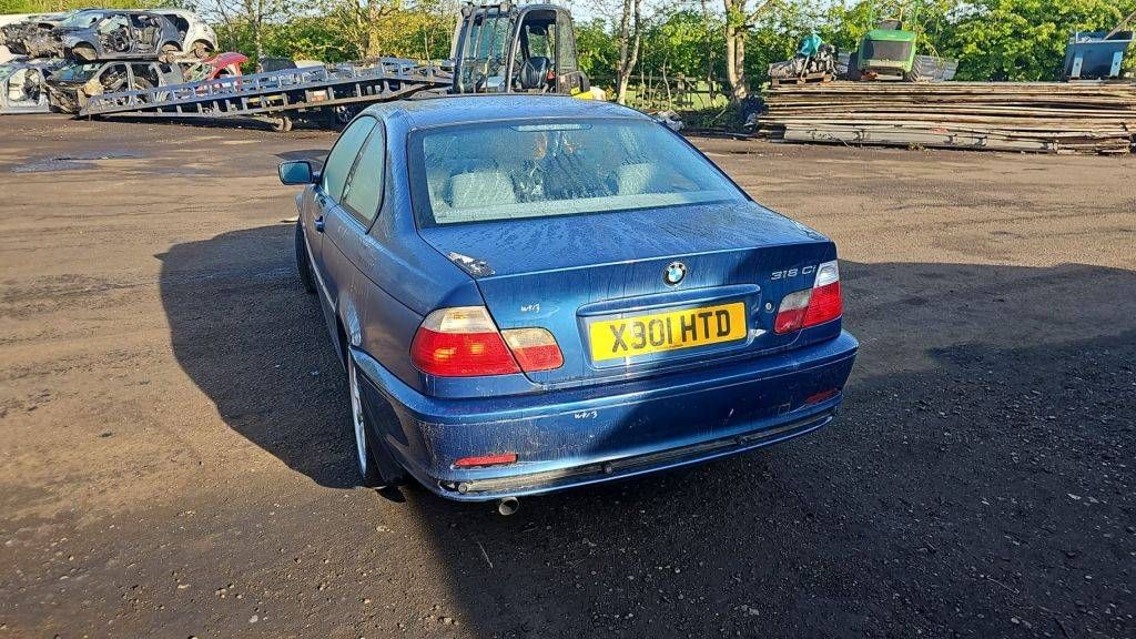 BMW 3 E46 E46/2 2001