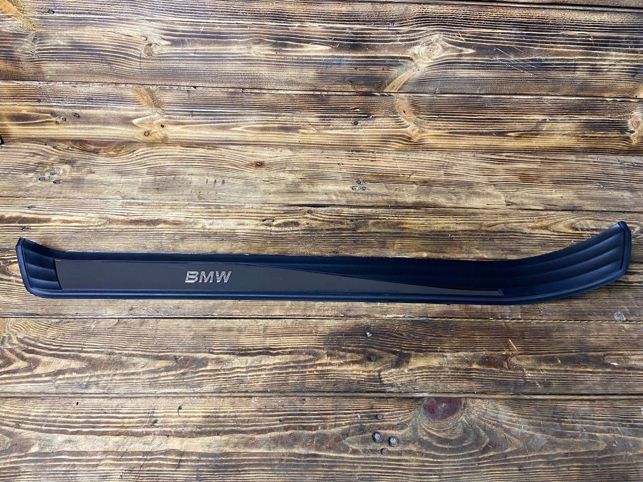 накладка на порог внутренняя BMW 5 серия E60/E61 [рестайлинг] E60 2009, 2.0 л., N47 D20 A, дизель, МКПП, седан, 51477034303, 7034303, 7074509