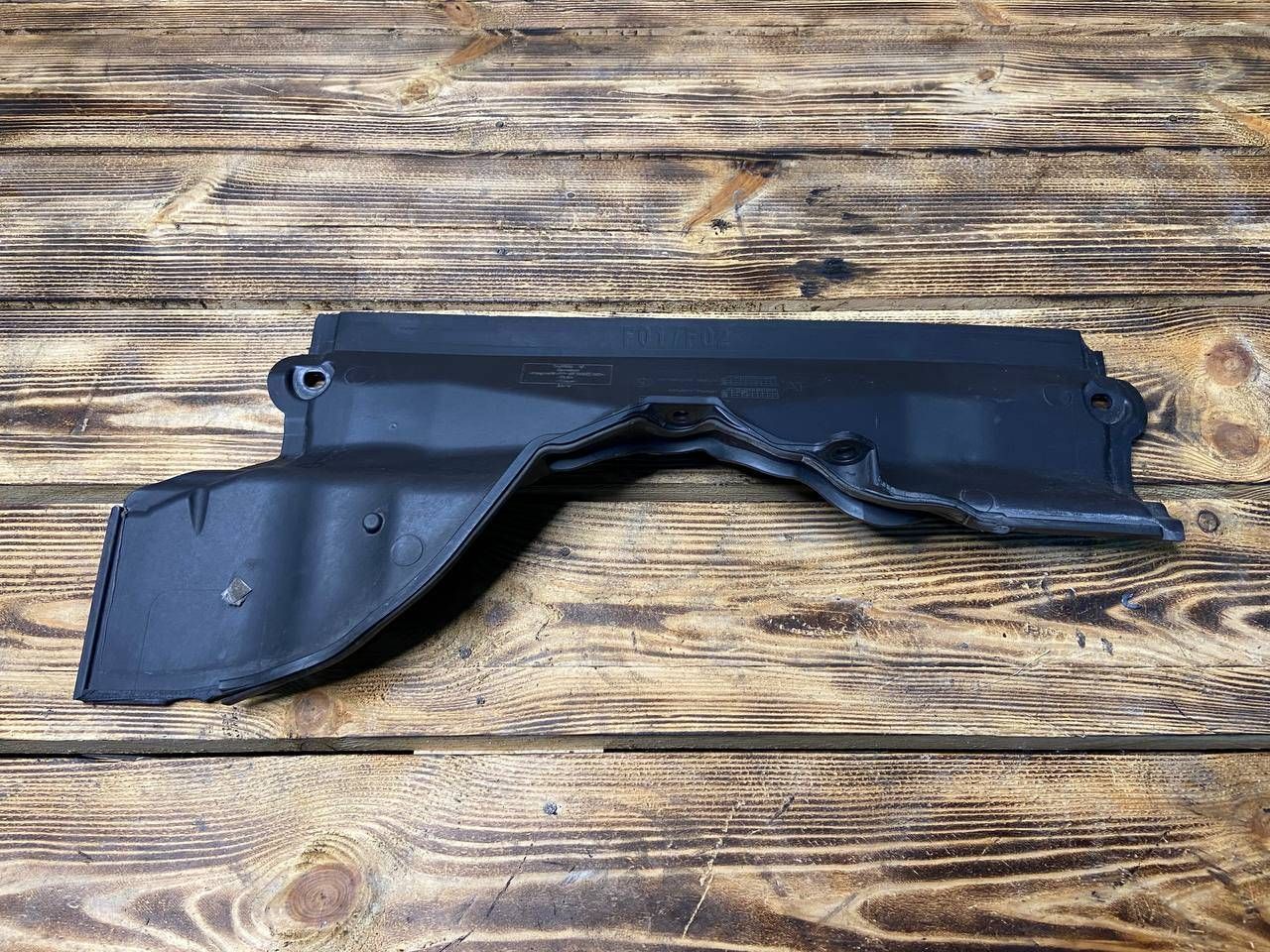планка под капот BMW 7 серия F01/F02 [рестайлинг] F01LCI 2013, 3.0 л., N57 D30 A, дизель, АКПП, седан, 7188420, 7149461, 51757188420, 51757149461