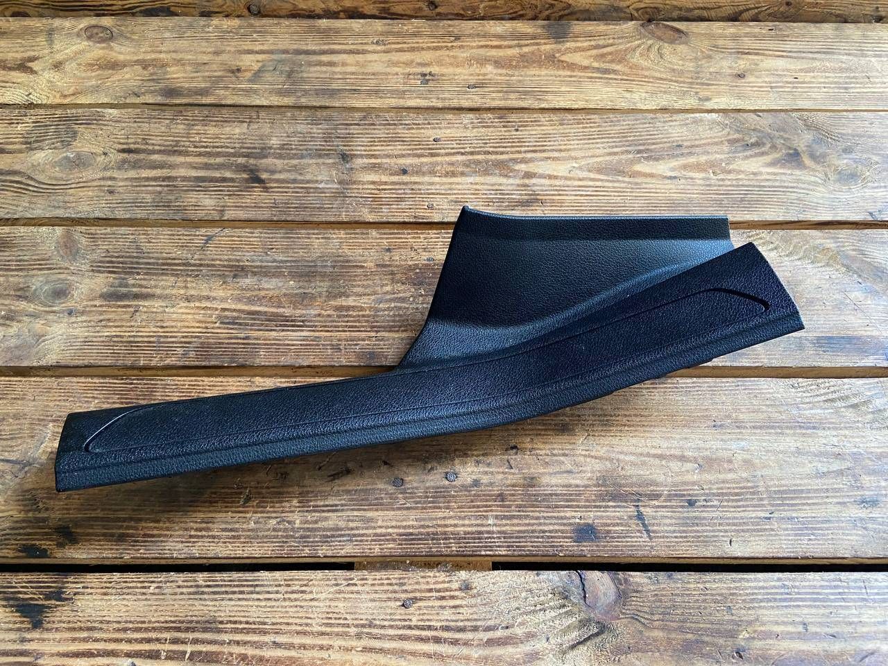 накладка на порог внутренняя BMW 7 серия F01/F02 F01 2012, 4.4 л., N63 B44 A, бензин, АКПП, седан, 51479113023, 9113023