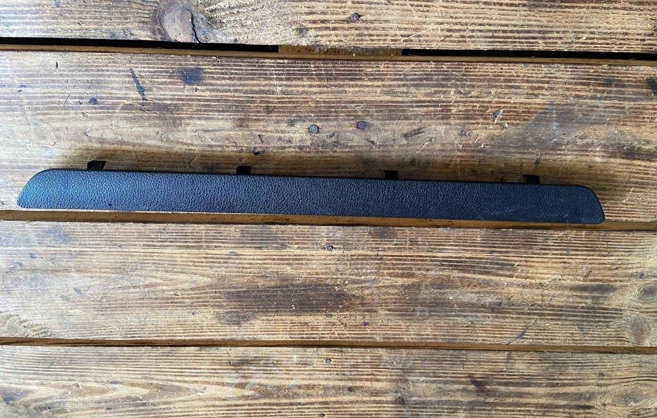 накладка на порог внутренняя BMW 7 серия F01/F02 F01 2012, 4.4 л., N63 B44 A, бензин, АКПП, седан, 9123813
