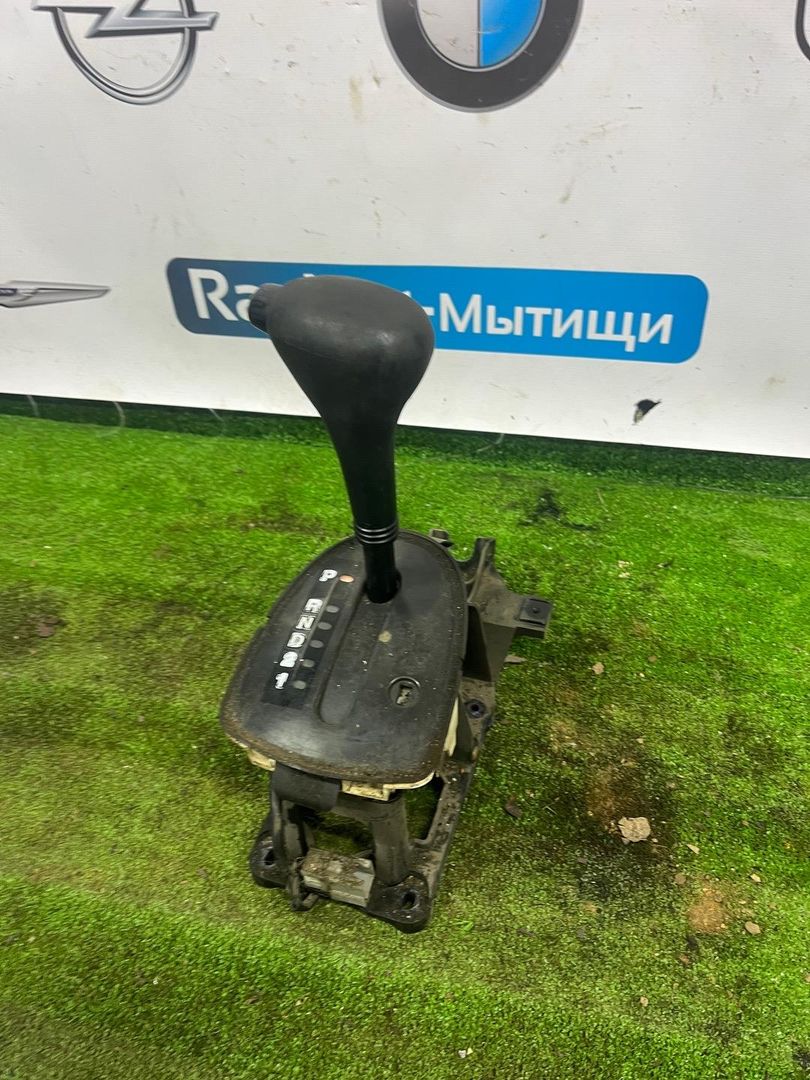 селектор АКПП Ford Focus 1 поколение CAK 2001, 2.0 л., AODB, бензин, АКПП, седан, 2S4P7C453AA - фото №1