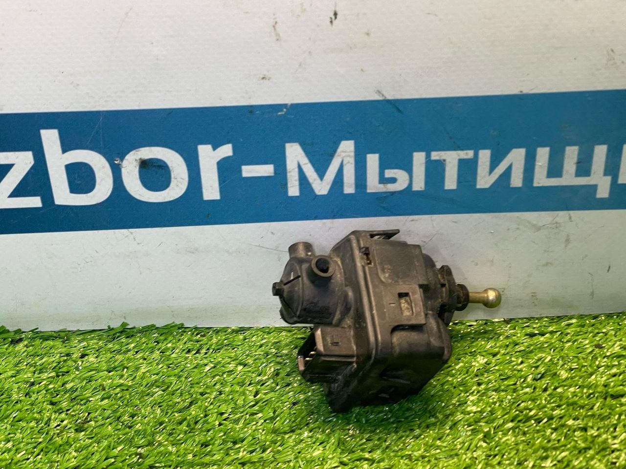 корректор фар Mitsubishi Lancer 9 поколение 2004, 1.6 л., 4G18, бензин, АКПП, пурпурный, седан, передний привод, 007282-44 - фото №1