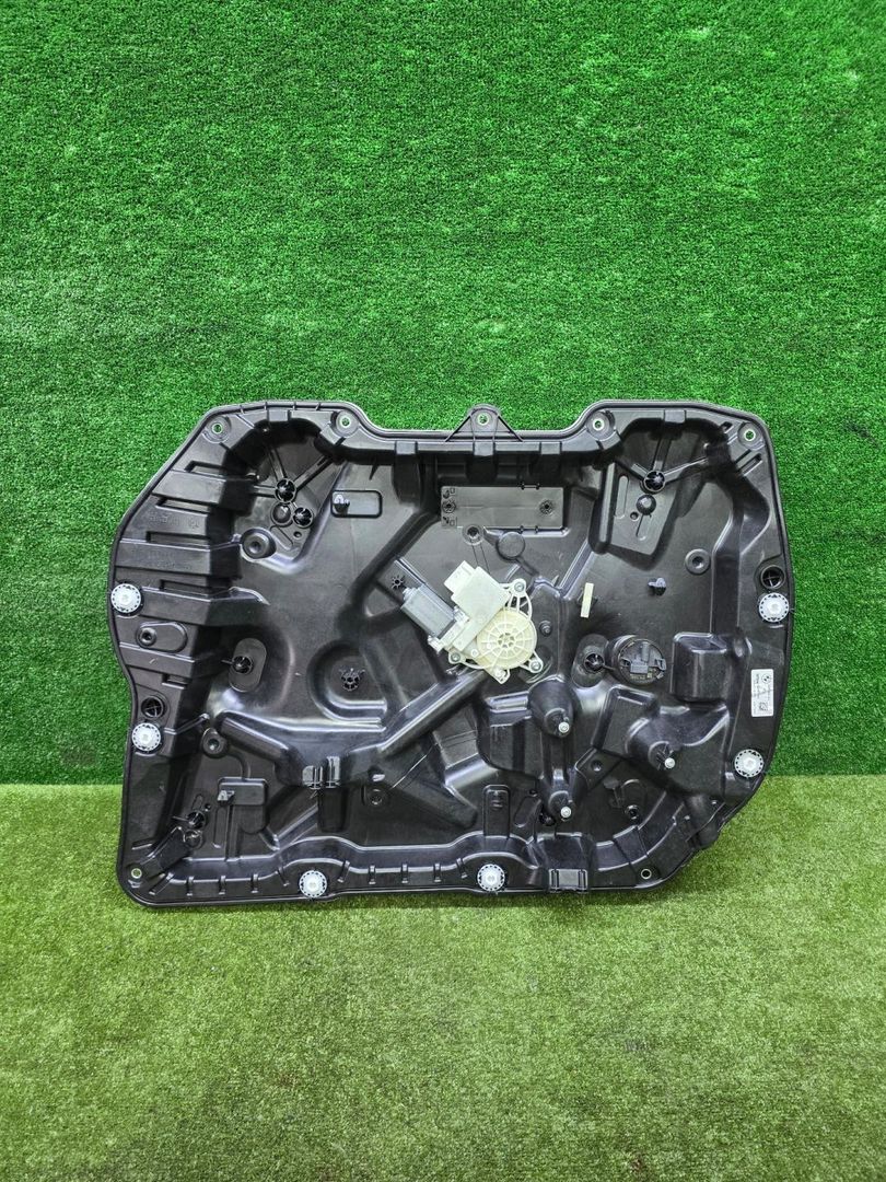 стеклоподъемник передний правый BMW X6 G06 [рестайлинг] G06 2023, 3.0 л., B58B30P, бензин, АКПП, carbonschwarz metallic (416), внедорожник 5 дв., полный привод, 5A3EB44, 5A3EB44