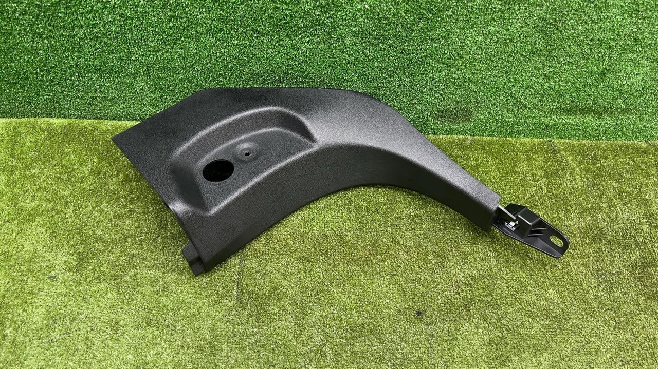 накладка на порог внутренняя BMW XM G09 2023, 4.4 л., S68B44A, бензин, АКПП, dravitgrau metallic (c36), внедорожник 5 дв., полный привод, 7434363, 51437434363