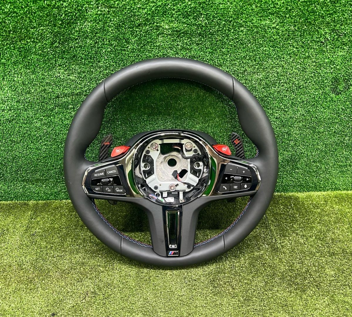 руль BMW XM G09 2023, 4.4 л., S68B44A, бензин, АКПП, dravitgrau metallic (c36), внедорожник 5 дв., полный привод, 5A6D404, 5A6D404