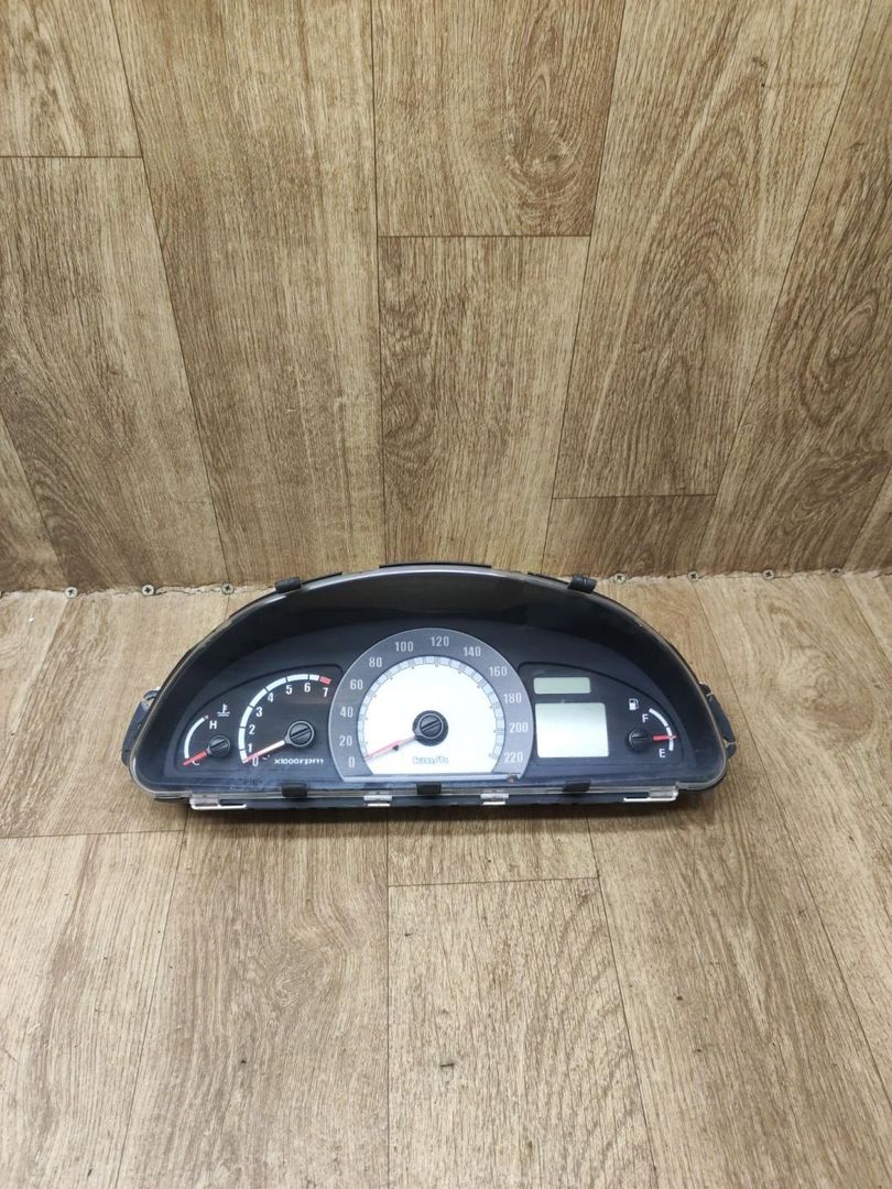 щиток приборов (приборная панель) Hyundai Matrix 1 поколение 2002, 1.8 л., G4GB-G, бензин, МКПП, минивэн, 9400317000 - фото №1