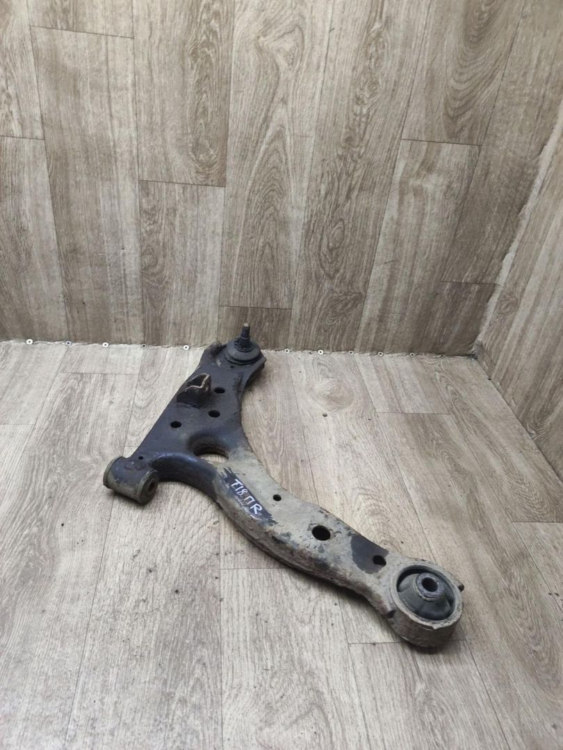 рычаг передний правый Hyundai Matrix 1 поколение 2002, 1.8 л., G4GB-G, бензин, МКПП, минивэн - фото №1