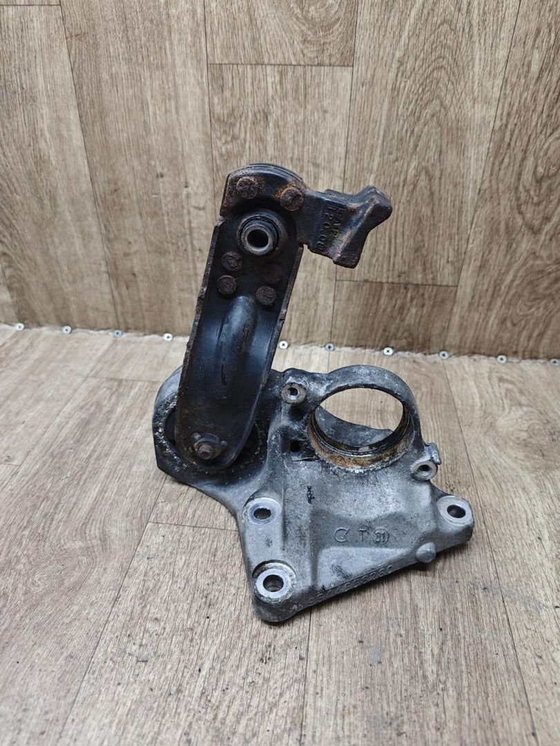 кронштейн полуоси Peugeot 407 1 поколение 2008, 2.0 л., дизель, МКПП, универсал, 9644668280 - фото №1