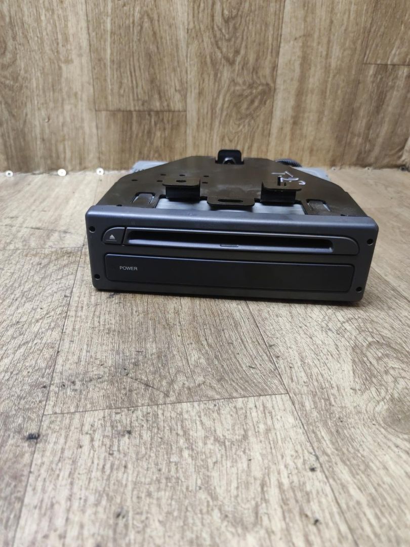 CD-чейнджер Citroen C5 1 поколение 2001, 3.0 л., бензин, АКПП, лифтбэк, 964498738000 - фото №1