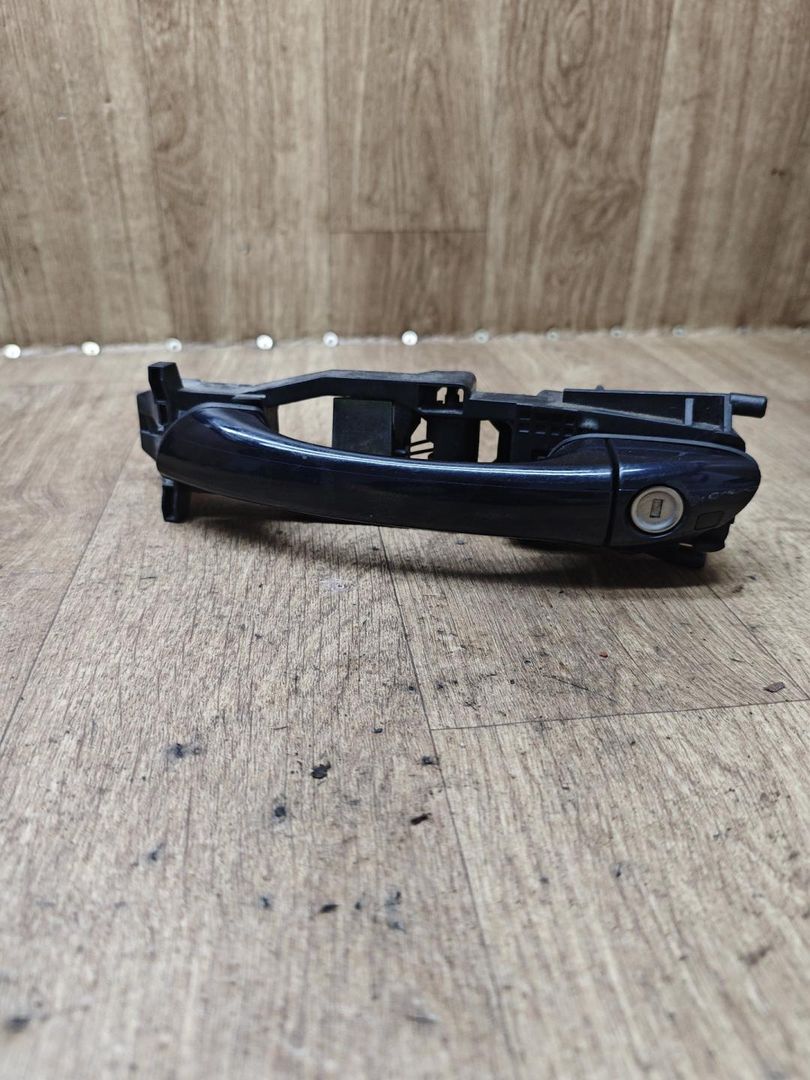 ручка наружная Mercedes-Benz C-Класс W203/S203/CL203 2003, 2.2 л., OM 611.962, дизель, АКПП, универсал - фото №1
