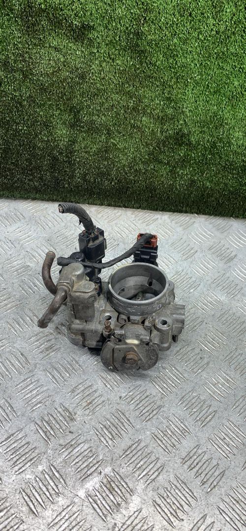 заслонка дроссельная Mitsubishi Pajero 2 поколение 1996, 3.0 л., 6G72 (SOHC 12V), бензин, АКПП, внедорожник 5 дв., E9T15292C - фото №1
