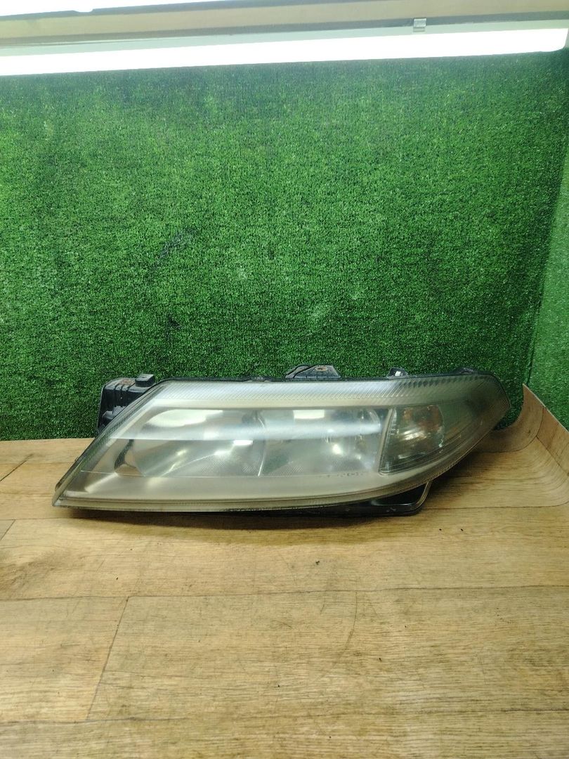 фара левая Renault Laguna 2 поколение 2004, 2.2 л., дизель, МКПП, хетчбэк 5 дв., 8200163323 - фото №1