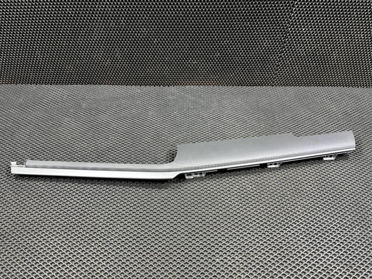 накладка на торпедо (консоль) Kia K5 3 поколение 2022, 1.6 л., G4FP, бензин, АКПП, 84787L3400, 84787L3000, 84787L3100, 84787L3200, 84787L3500 - фото №1
