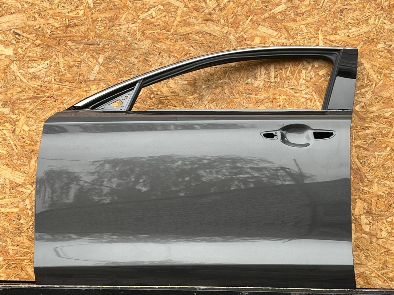 дверь передняя левая Genesis G70 1 поколение 2019, 2.0 л., G4KL, бензин, АКПП, седан, 76003G9000 - фото №1