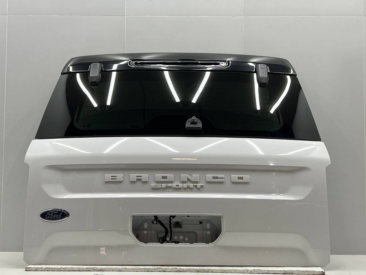 крышка багажника (дверь 3-5) Ford Bronco Sport 1 поколение 2023, 1.5 л., бензин, АКПП, внедорожник 5 дв., M1PBS40912AA - фото №1