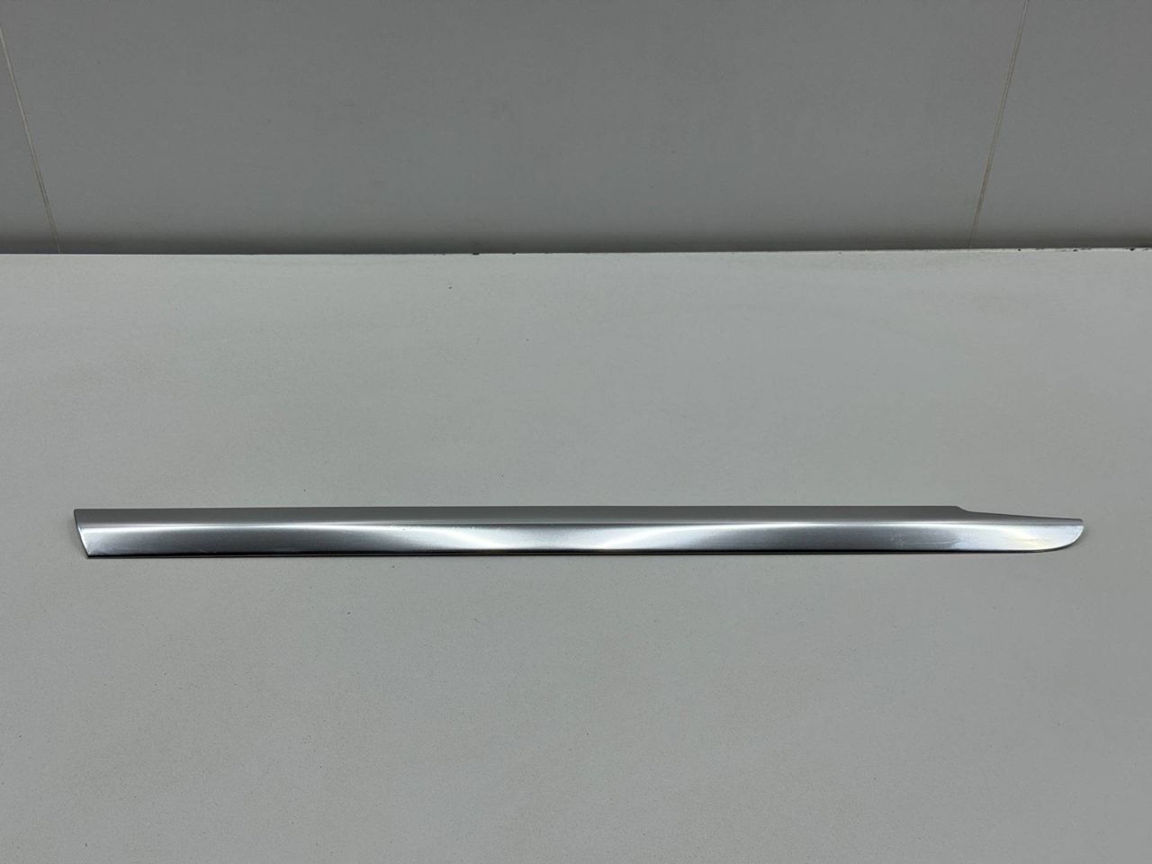 молдинг (накладка кузовная) Mercedes-Benz EQS V297 2021, электро, АКПП, седан, A29767319, A2976731900, A297673192100 - фото №1