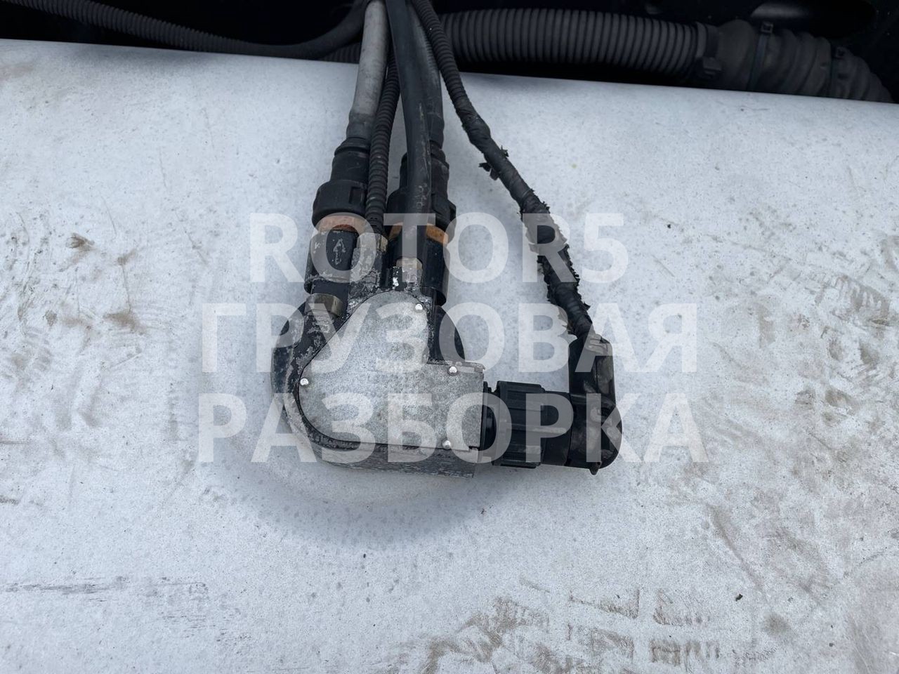датчик уровня топлива MAN TGX 1 поколение 2011, 10.5 л., D 2066 LF 40, дизель, МКПП, 81272036020 - фото №1