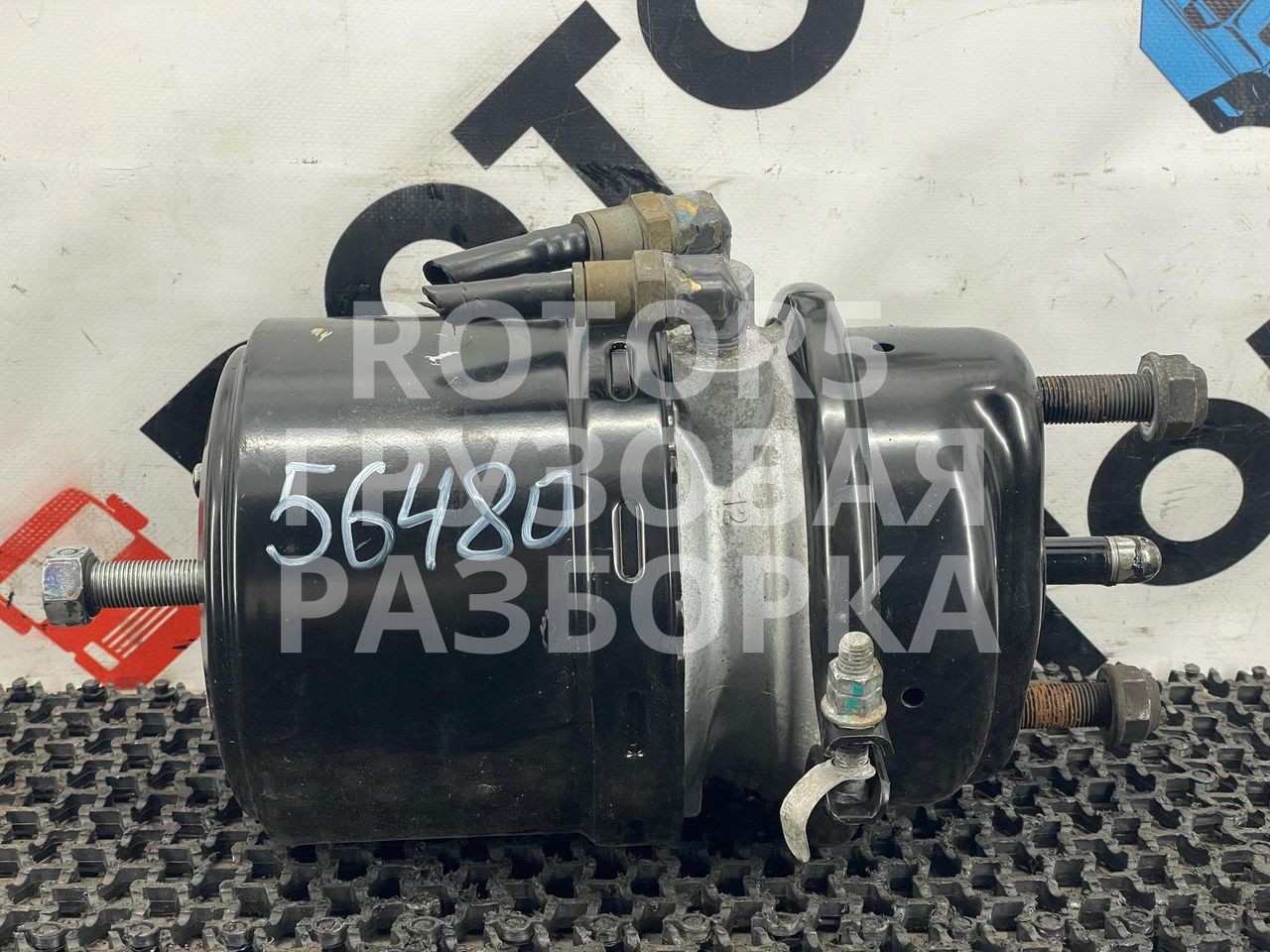 энергоаккумулятор Volvo FH 4 2024, 35300604340 - фото №1