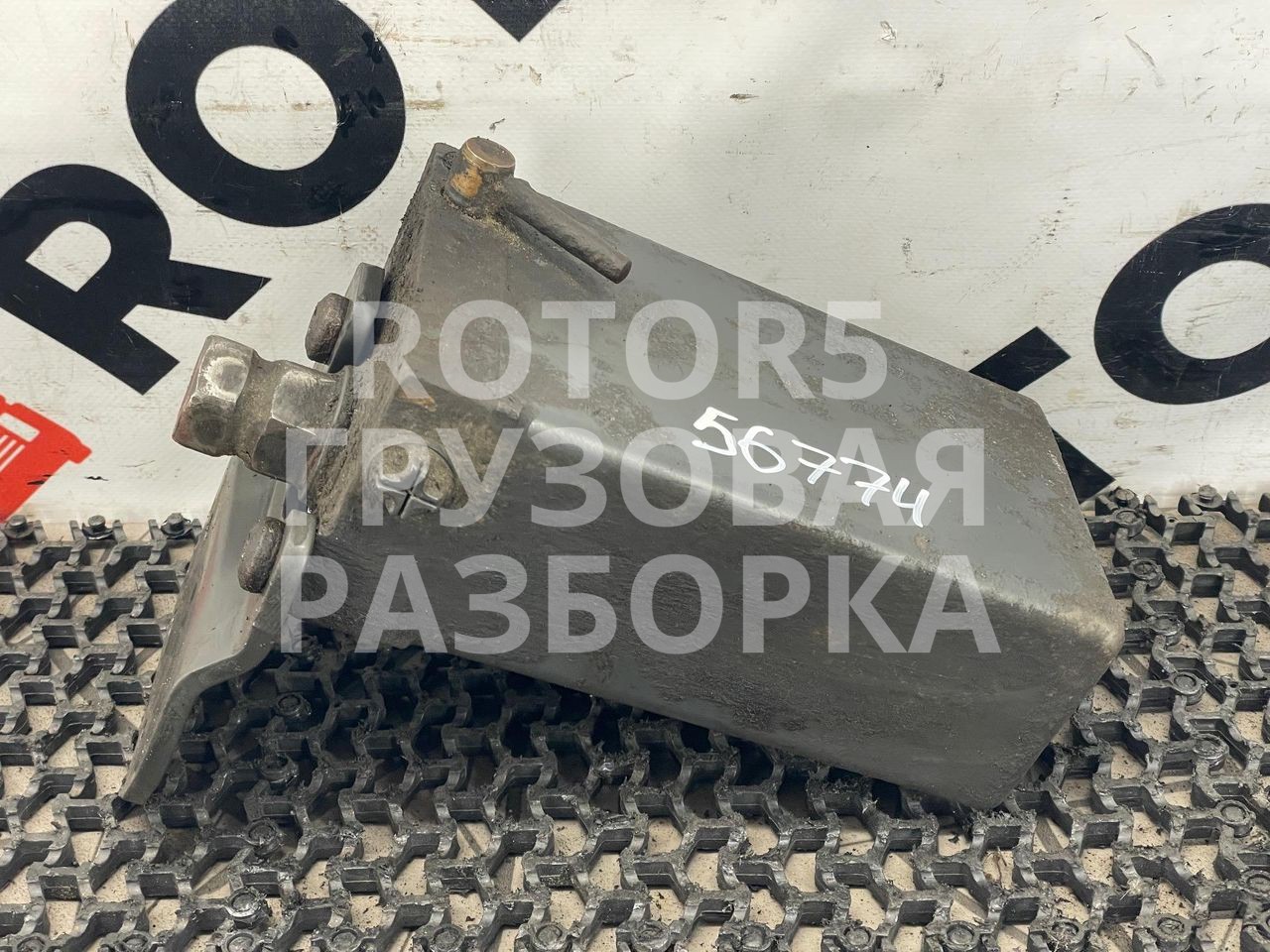 насос подъёма кабины Mercedes-Benz Actros 2 поколение (MP2) 2007, 11.9 л., OM 541.974, дизель, АКПП, серебристый, A9305530640 - фото №1