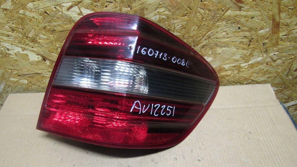 фонарь задний правый Mercedes-Benz M-Класс W164 2007, 3.0 л., OM 642.940, дизель, АКПП, внедорожник 5 дв.