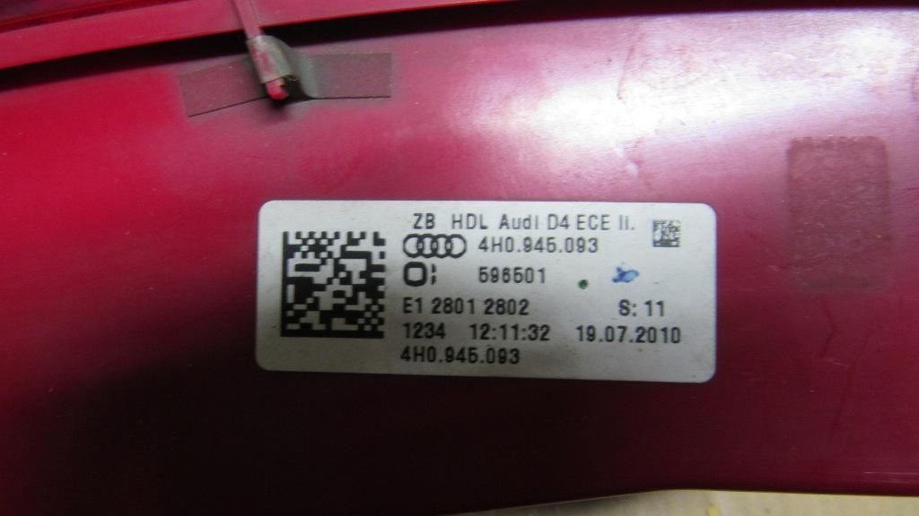 фонарь крышки багажника левый Audi A8 D4/4H 2012, 2.5 л., бензин, АКПП, седан, 4H0945093