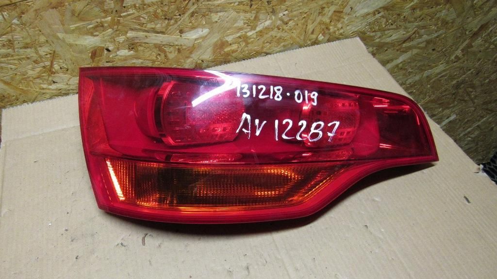 фонарь крышки багажника левый Audi Q7 4L 2006, 3.0 л., дизель, АКПП, внедорожник 5 дв., 4L0945093