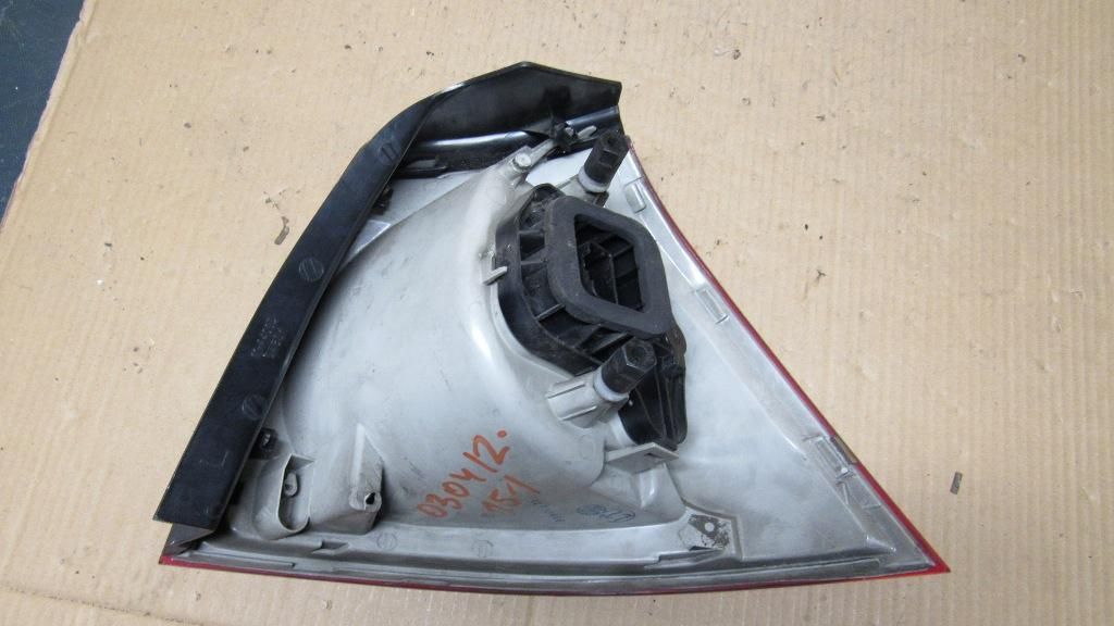 фонарь задний левый Volkswagen Golf 5 поколение 2008, 1.4 л., BUD, бензин, АКПП, хетчбэк 5 дв.