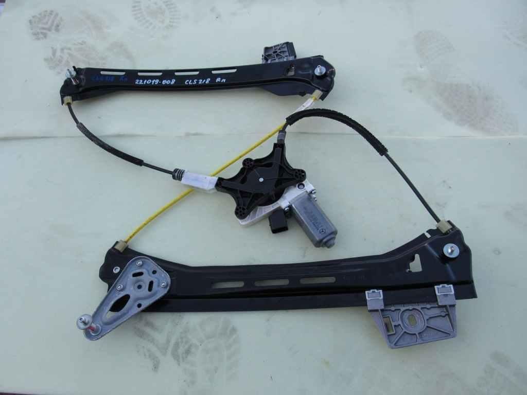 стеклоподъемник передний правый Mercedes-Benz CLS-Класс C218/X218 2012, 2.1 л., OM 651.924, дизель, АКПП, купе, 2078200542
