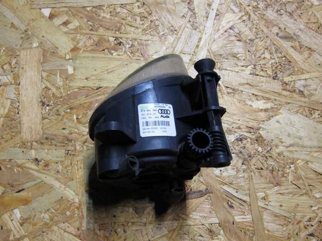 фара противотуманная правая Audi A4 B8/8K 2009, 1.8 л., AWT, бензин, АКПП, седан