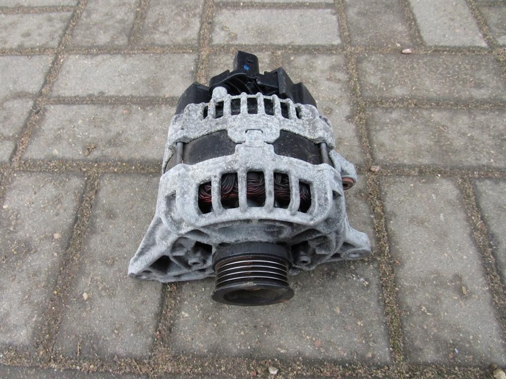 генератор Mercedes-Benz GLA-Класс X156 2013, 2.1 л., OM 651.930, дизель, внедорожник 5 дв., 0009063322