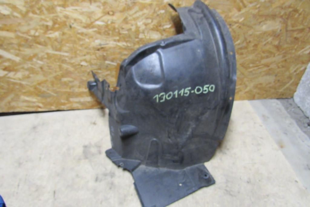 защита арок передняя правая (подкрылок) BMW X5 E70 2007, 3.0 л., M57 D30 (306D3), дизель, внедорожник 5 дв., 7169414