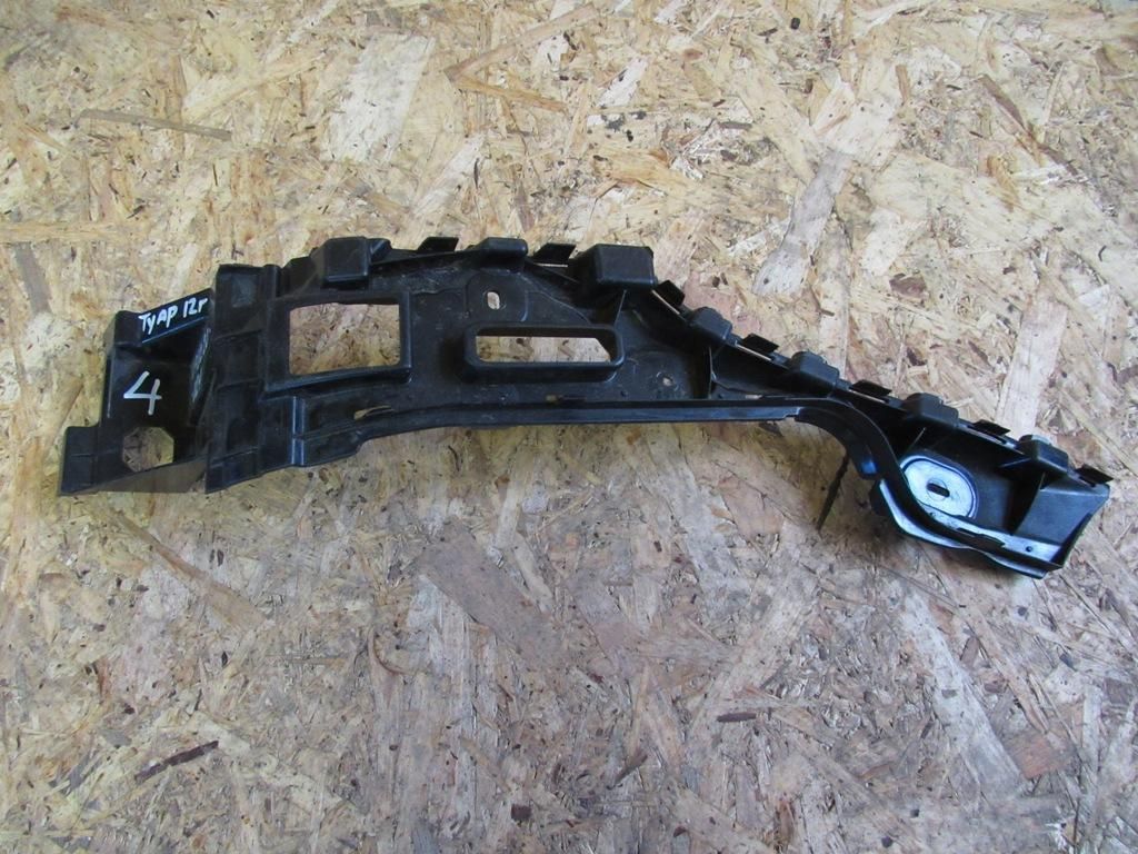 Крепление бампера переднего Volkswagen Touareg 2 поколение 2011, 3.0 л., дизель, внедорожник 5 дв., 7P6807394