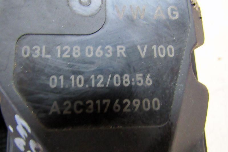 заслонка дроссельная Audi A4 B8/8K 2008, 2.0 л., дизель, седан, 03L128063R