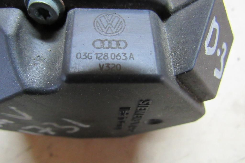 заслонка дроссельная Volkswagen Passat B6 2005, 1.9 л., дизель, седан, 03G128063A