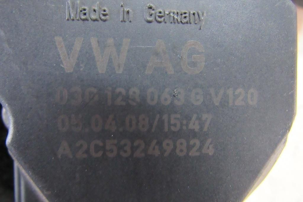 заслонка дроссельная Volkswagen Golf 5 поколение 2004, 2.0 л., BMM, дизель, хетчбэк 5 дв., 03G128063G