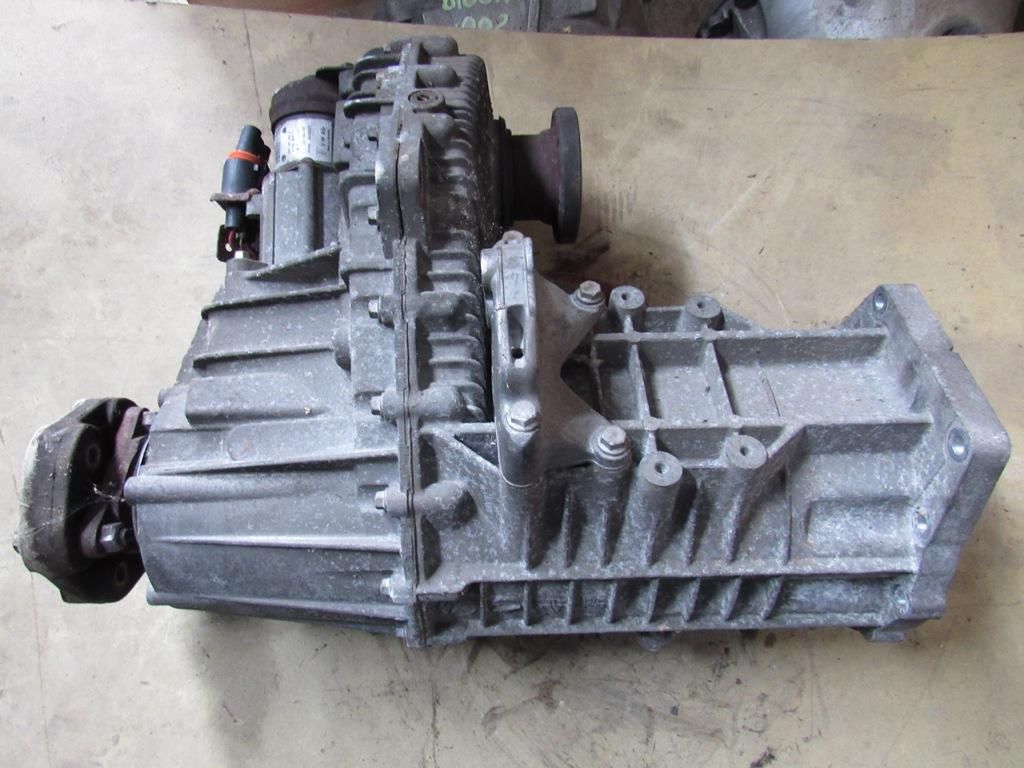 раздаточная коробка Volkswagen Touareg 1 поколение 2007, 5.0 л., CBWA, дизель, внедорожник 5 дв., 0AD341011G