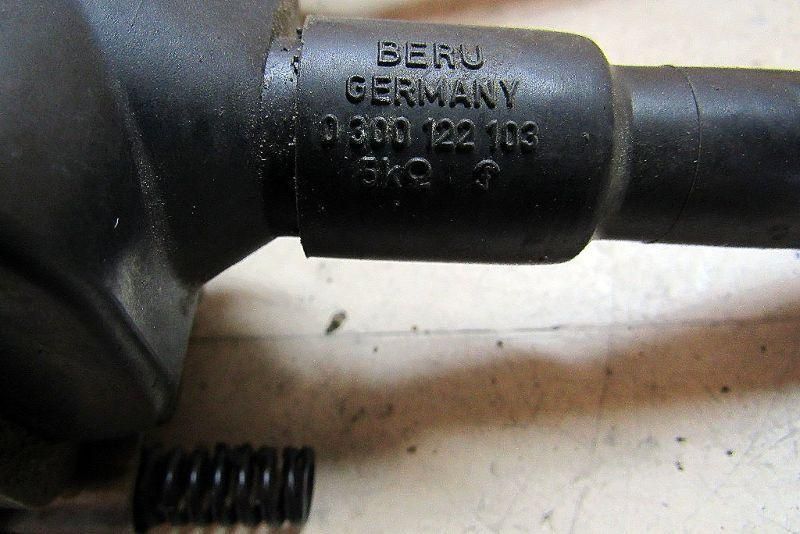 катушка зажигания Audi 100 4A/C4 1991, 2.2 л., AAN, бензин, универсал, 0300122103