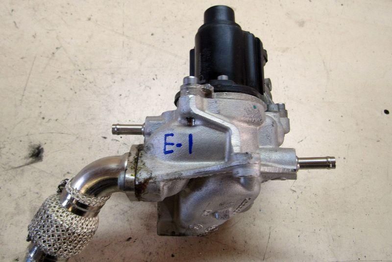 клапан EGR Audi Q7 4L 2009, 4.2 л., дизель, внедорожник 5 дв., 057131501G