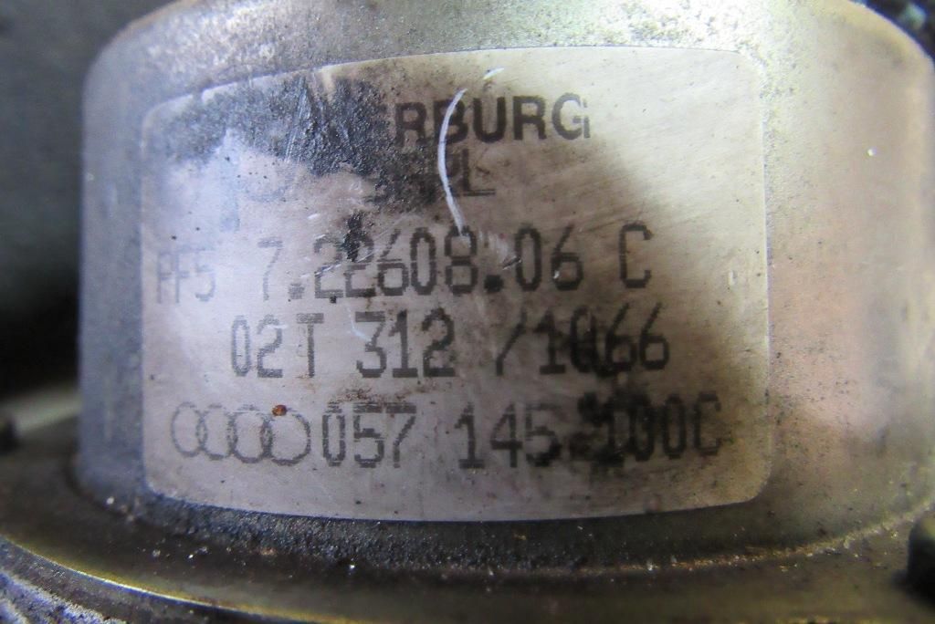 насос вакуумный Audi A6 4B/C5 [рестайлинг] 2001, 2.5 л., AYM, дизель, седан, 057145100C