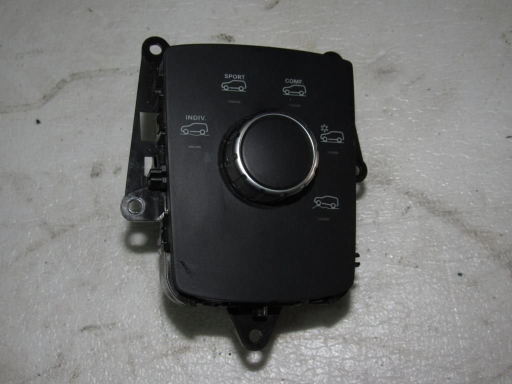 кнопка переключения режимов подвески Mercedes-Benz GL-Класс X166 2015, 3.5 л., M 276.955, бензин, внедорожник 5 дв., 1669050003