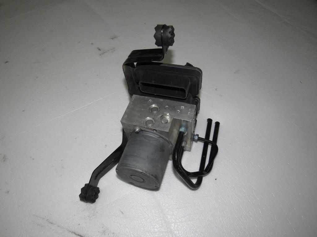 блок ABS BMW X5 F15 2015, 3.0 л., N57 D30 A, дизель, внедорожник 5 дв., 6864798