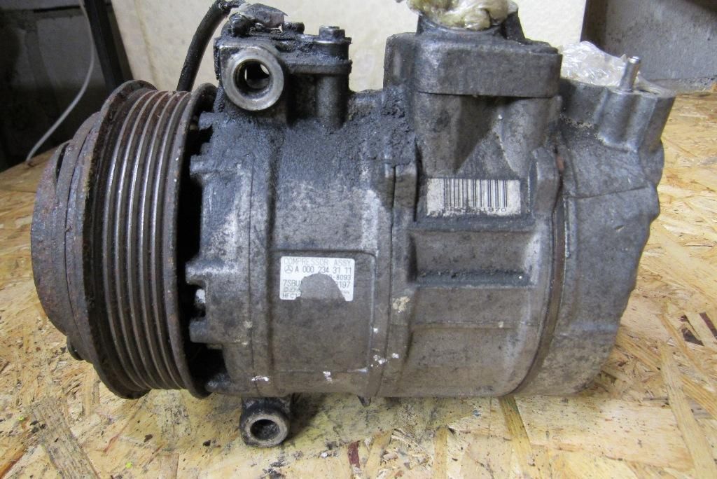 компрессор кондиционера Mercedes-Benz Sprinter W901-904 2000, 2.1 л., OM 611.981, дизель, 0002343111