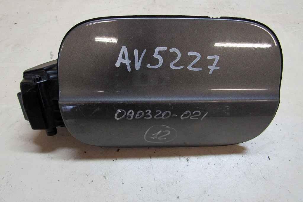 лючок топливного бака Audi Q7 4L 2009, 4.2 л., дизель, внедорожник 5 дв., 4L0809999A
