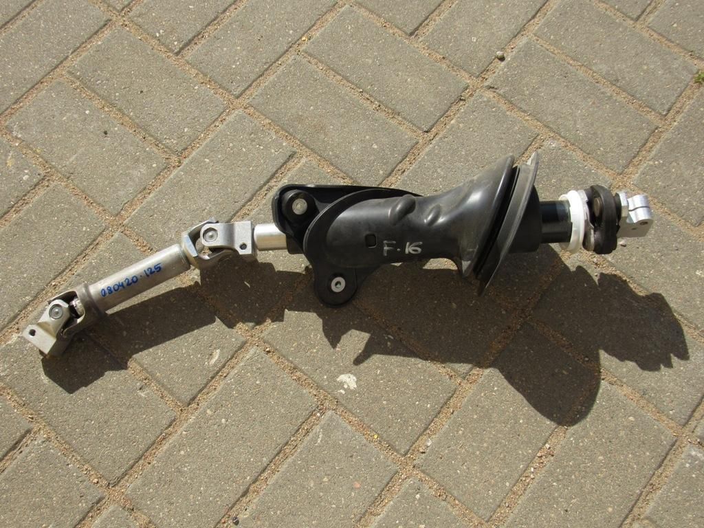 рулевой карданчик BMW X6 F16 2015, 3.0 л., N57 D30 A, дизель, внедорожник 5 дв., 6864137