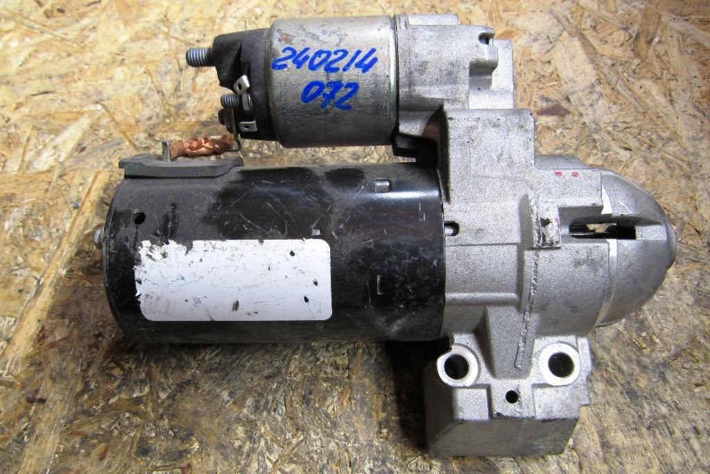 стартер BMW 5 серия F07/F10/F11 2010, 2.0 л., бензин, седан, 8570238