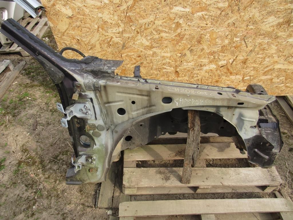 четверть передняя правая Jeep Grand Cherokee WJ 2001, 2.7 л., ENF, дизель, внедорожник 5 дв.