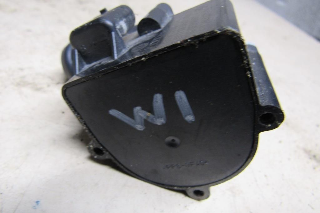 насос антифриза дополнительный Audi A4 B8/8K 2007, 3.0 л., дизель, седан, 059121012A