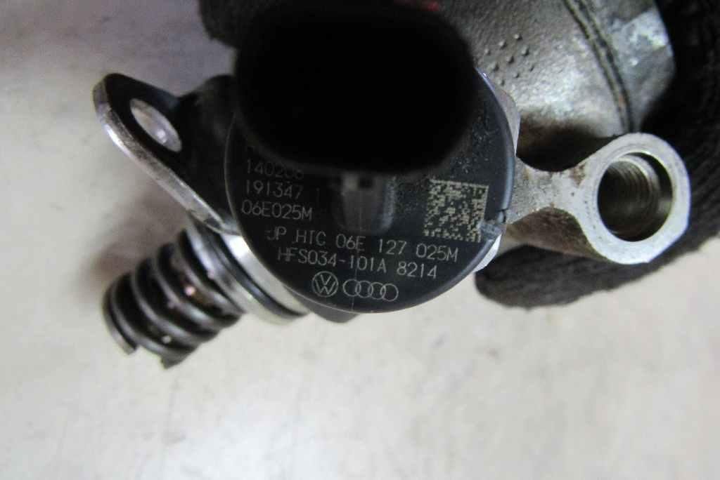 ТНВД Audi A6 4F/C6 2006, 2.8 л., BDX, бензин, седан, 06E127025M
