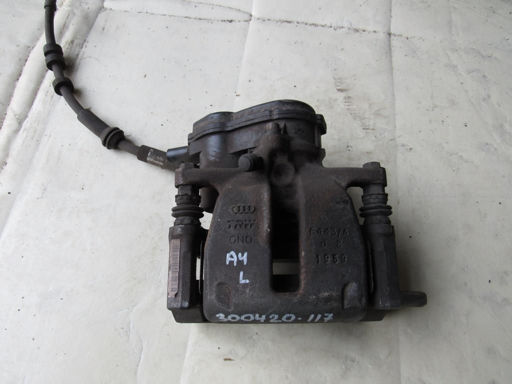 суппорт задний левый Audi A4 B8/8K 2009, 2.0 л., CAHA, дизель, седан